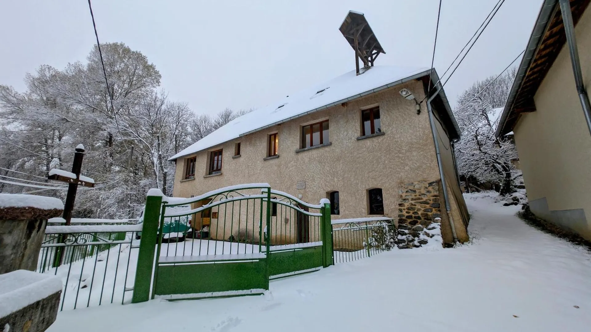 L'Ecole Buissonniere - Embrun Apartment